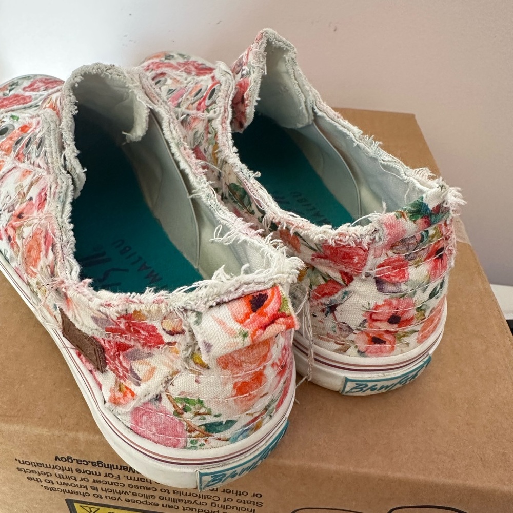 Floral Canvas Slip-On Sneakers - Picture 3 of 3